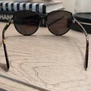 Dior | Accessories | Christian Dior Sunglasses Onde2  display picture 2